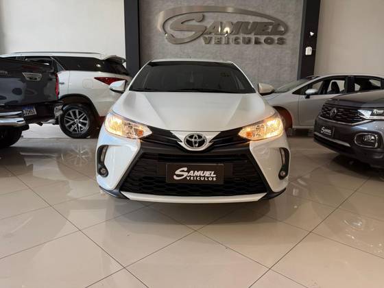 TOYOTA YARIS 1.5 16V FLEX XL MULTIDRIVE TOYOTA YARIS 1.5 16V FLEX XL MULTIDRIVE
